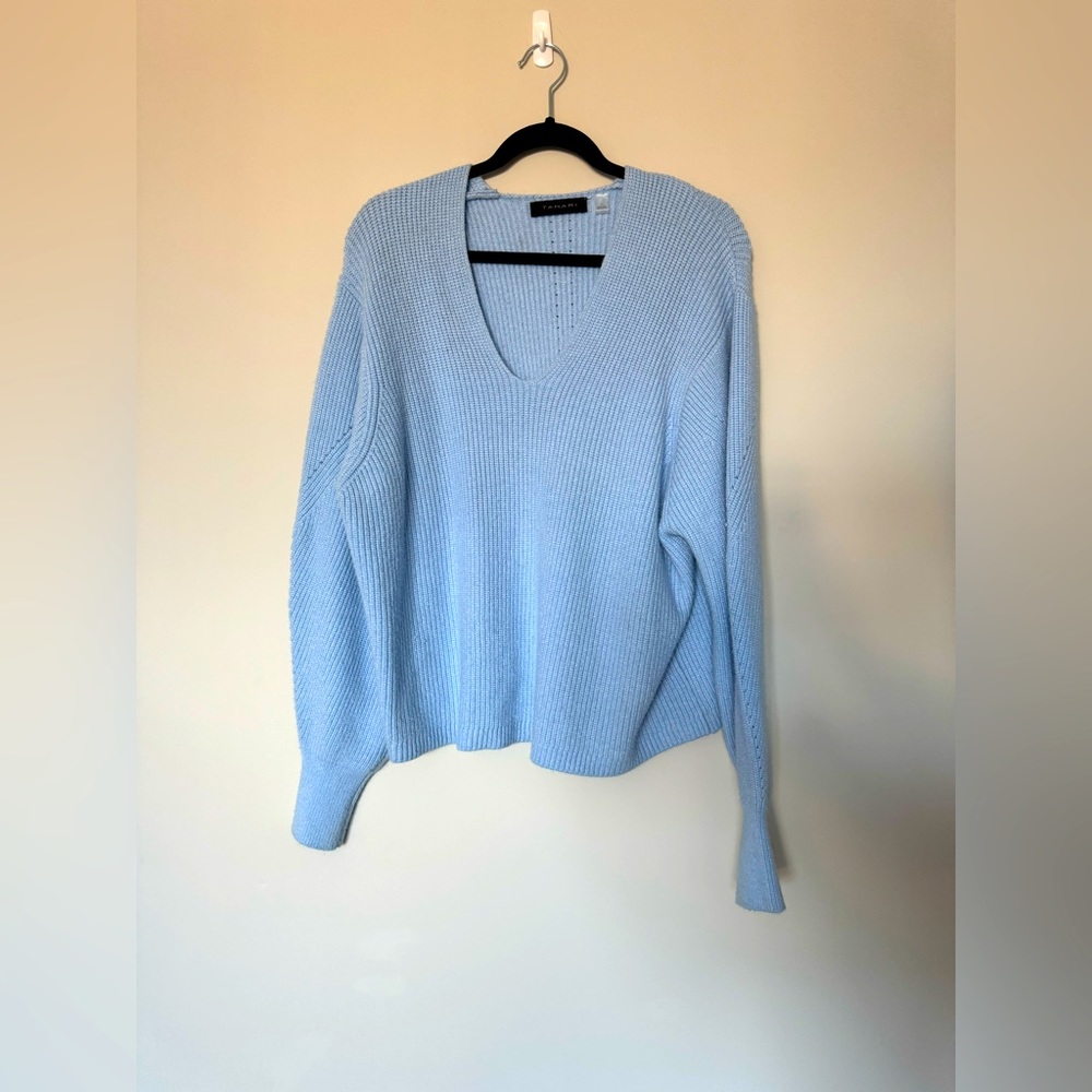 Tahari Baby Blue Puff Dolman Long Sleeve V-Neck Rib Knit Oversize Sweater